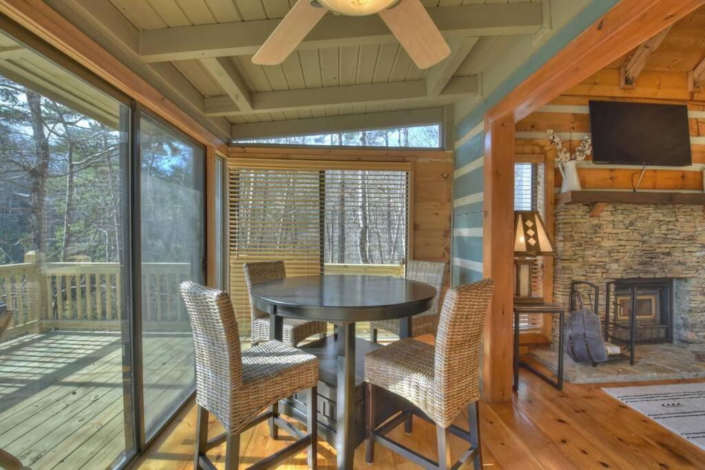 Waywish Waterfront Cabin In Blue Ridge Mountains Екстер'єр фото