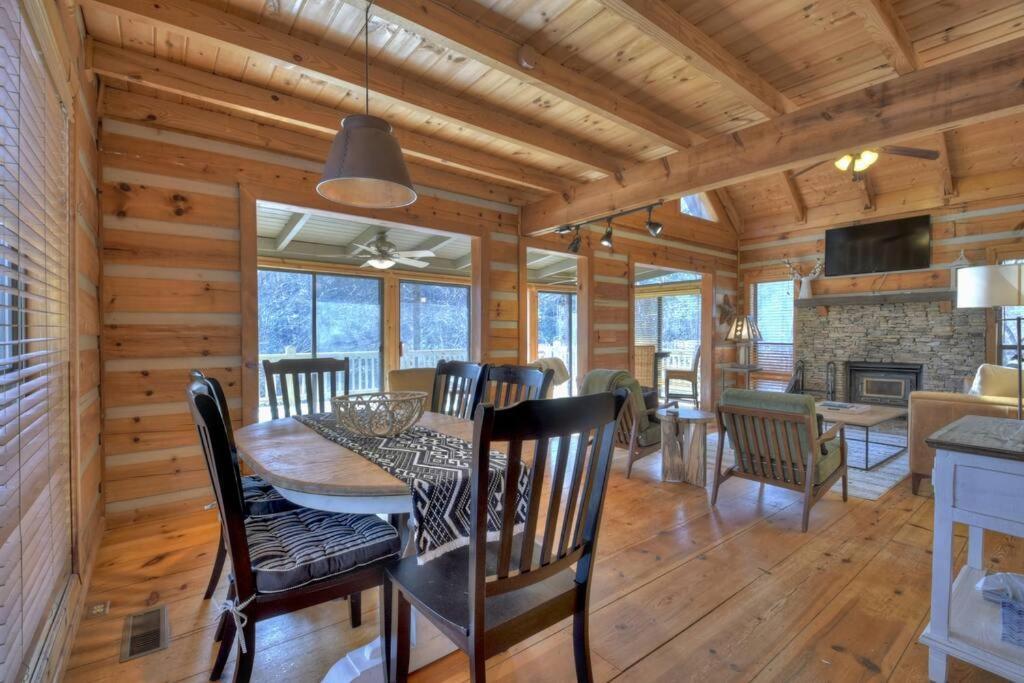Waywish Waterfront Cabin In Blue Ridge Mountains Екстер'єр фото