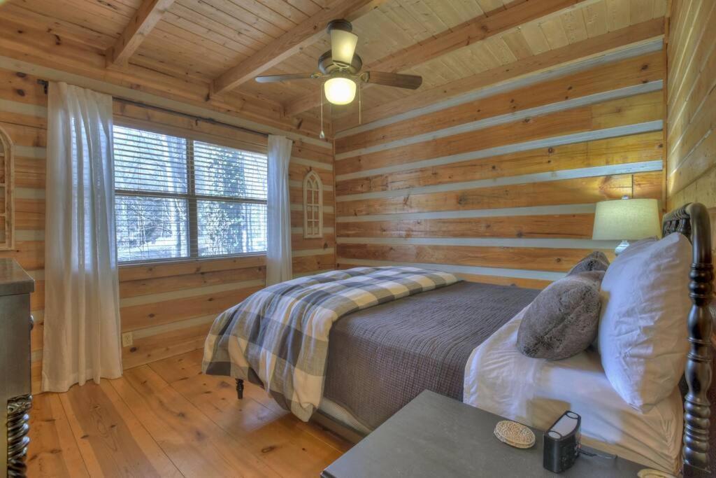 Waywish Waterfront Cabin In Blue Ridge Mountains Екстер'єр фото