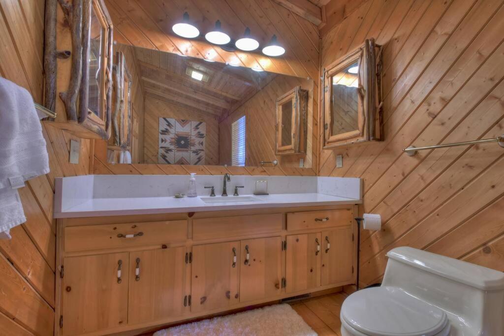 Waywish Waterfront Cabin In Blue Ridge Mountains Екстер'єр фото